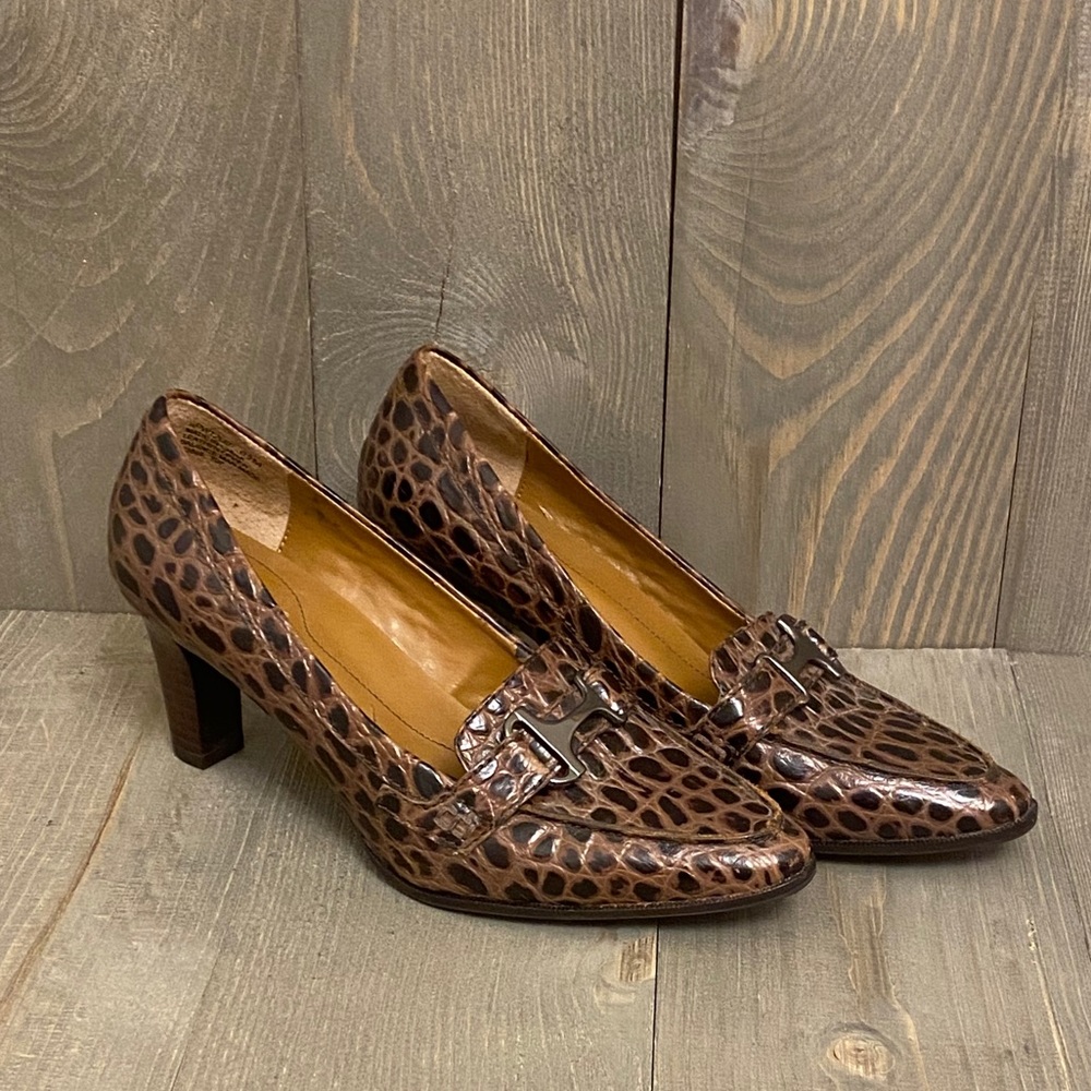 Ladies Rockport heels 6.5